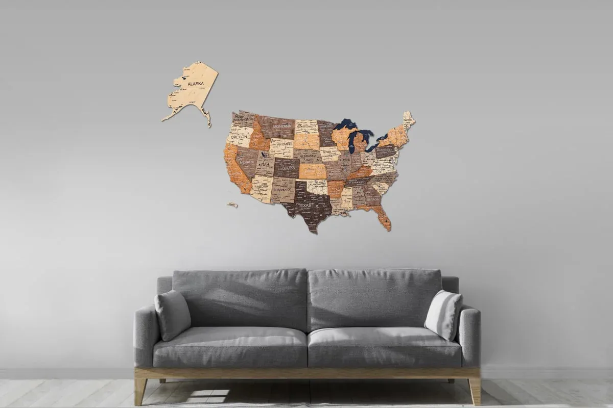 Medium multicolor wooden USA map size comparison