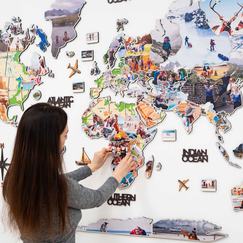 Photo Wooden Maps