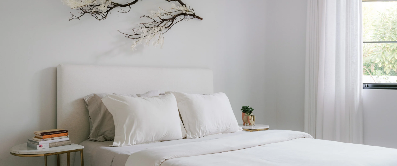 minimalist wall art bedroom decor